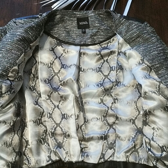 Host Pick XOXO Women's Jacket - Picture 6 of 13
